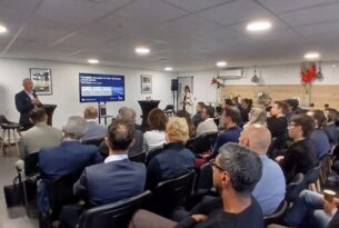 Photovoltaïque léger : une mobilisation de la filière au Cheylas autour des toitures existantes